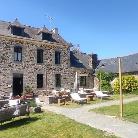 Ty Madelez, Chambres De Charme, Gites Et Spa La Roche-Derrien Екстериор снимка