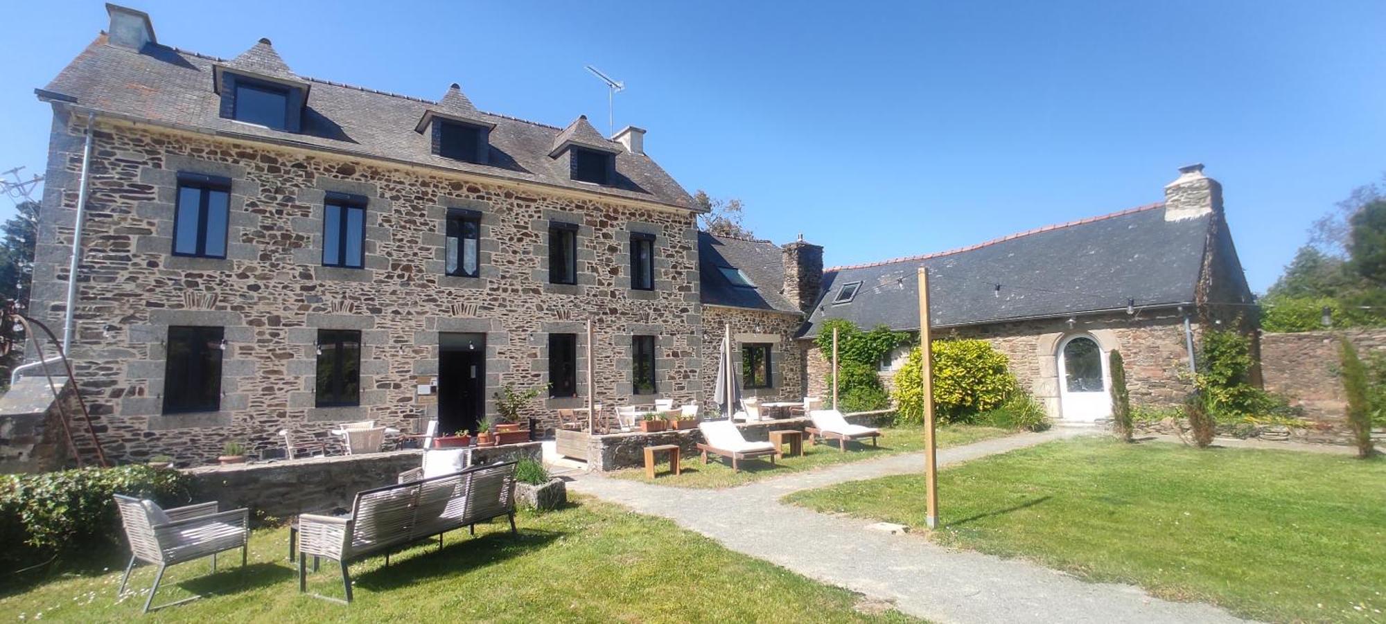 Ty Madelez, Chambres De Charme, Gites Et Spa La Roche-Derrien Екстериор снимка